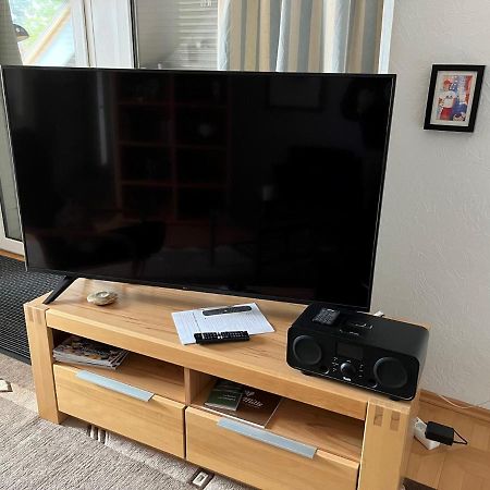 Nettes Appartment In Langenhagen ハノーファー エクステリア 写真
