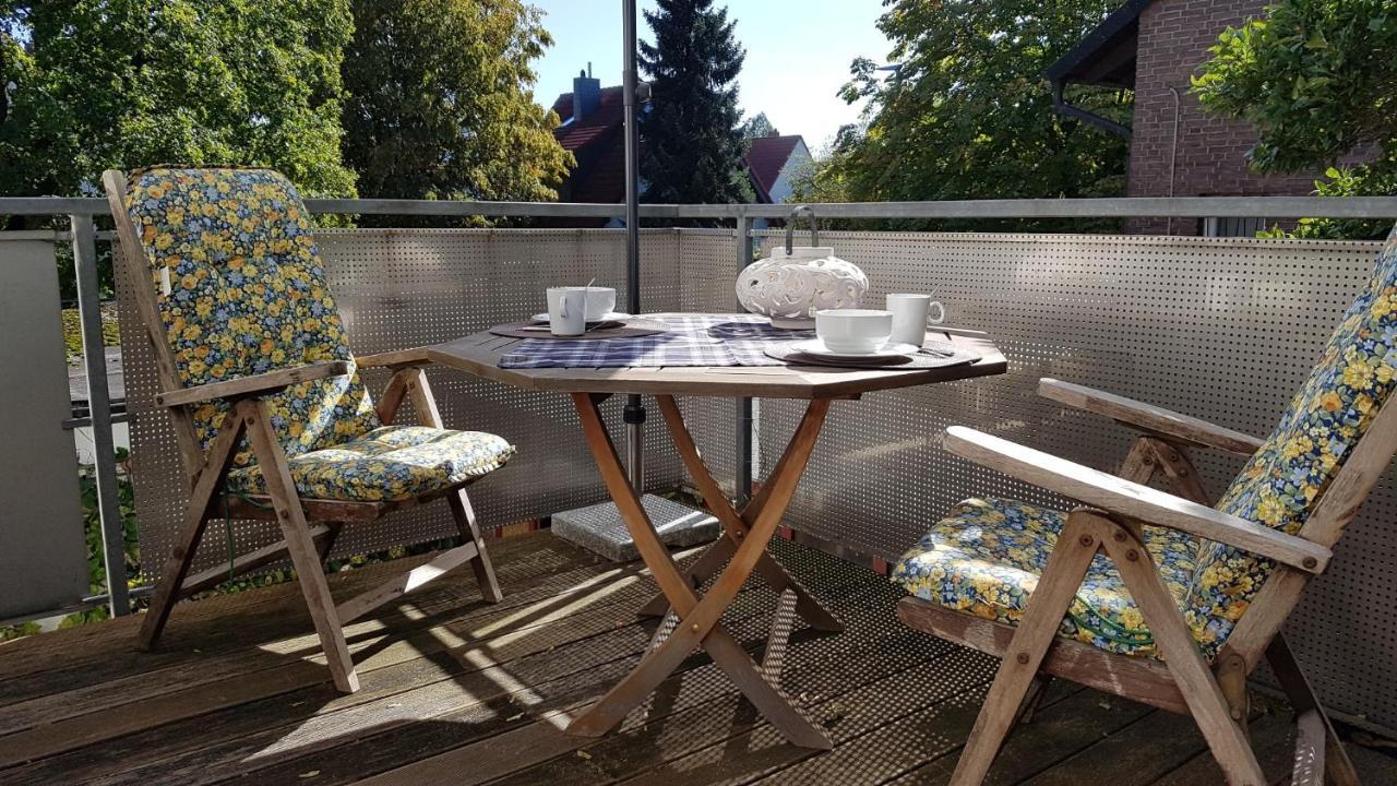 Nettes Appartment In Langenhagen ハノーファー エクステリア 写真