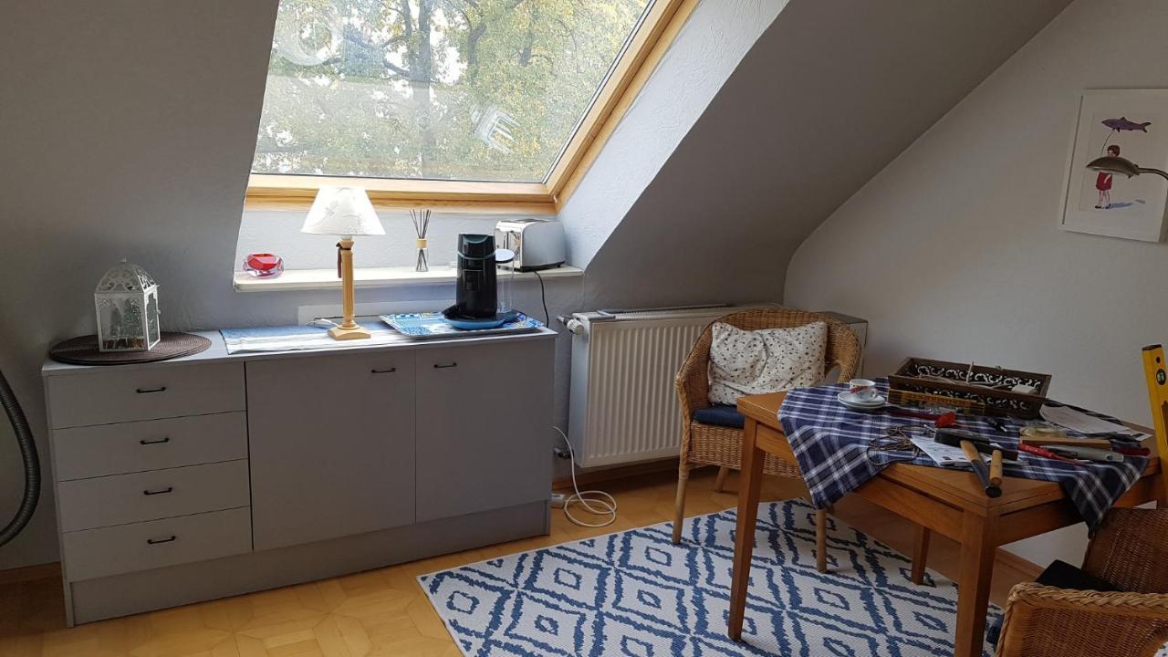 Nettes Appartment In Langenhagen ハノーファー エクステリア 写真